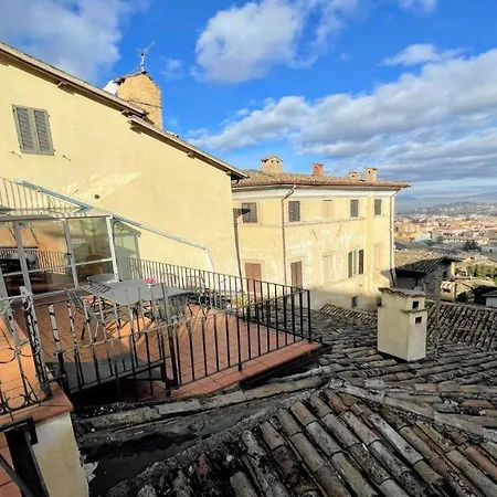 6 Guests With Terrace Spoleto
