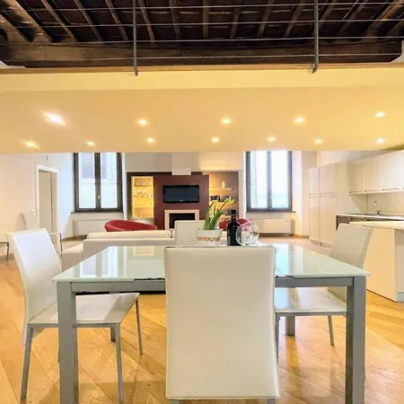6 Guests With Terrace Appartement *