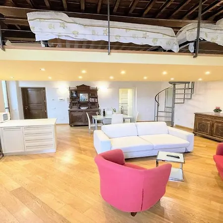 6 Guests With Terrace شقة سبوليتو