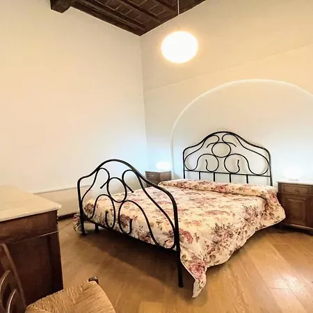شقة 6 Guests With Terrace سبوليتو