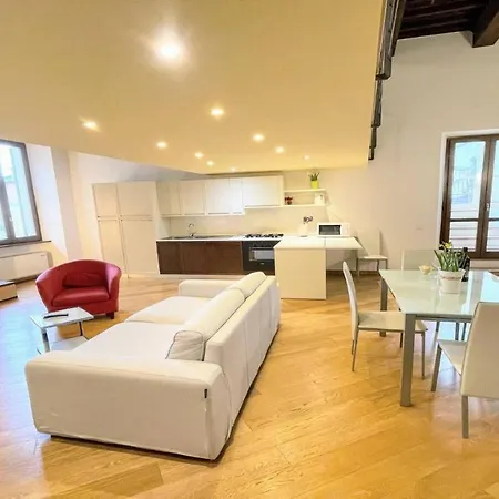 شقة 6 Guests With Terrace سبوليتو